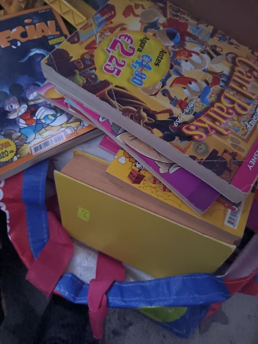 Saco com livros de Banda Desenhada