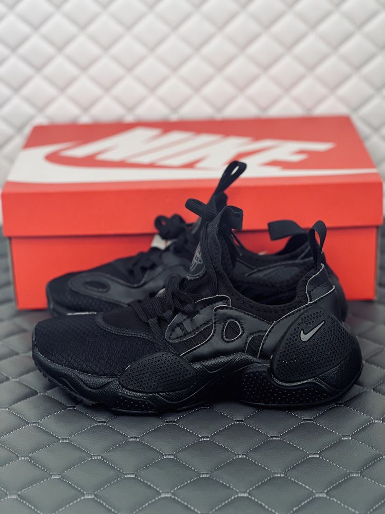 Nike Air Huarache EDGE black кросівки жіночі Найк Хуарачі Чорні