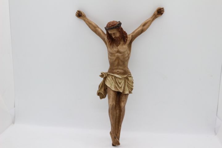Escultura Cristo Crucificado assinado E. Mendonça XIX