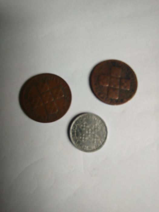 Moedas antigas  Portugal e EUA