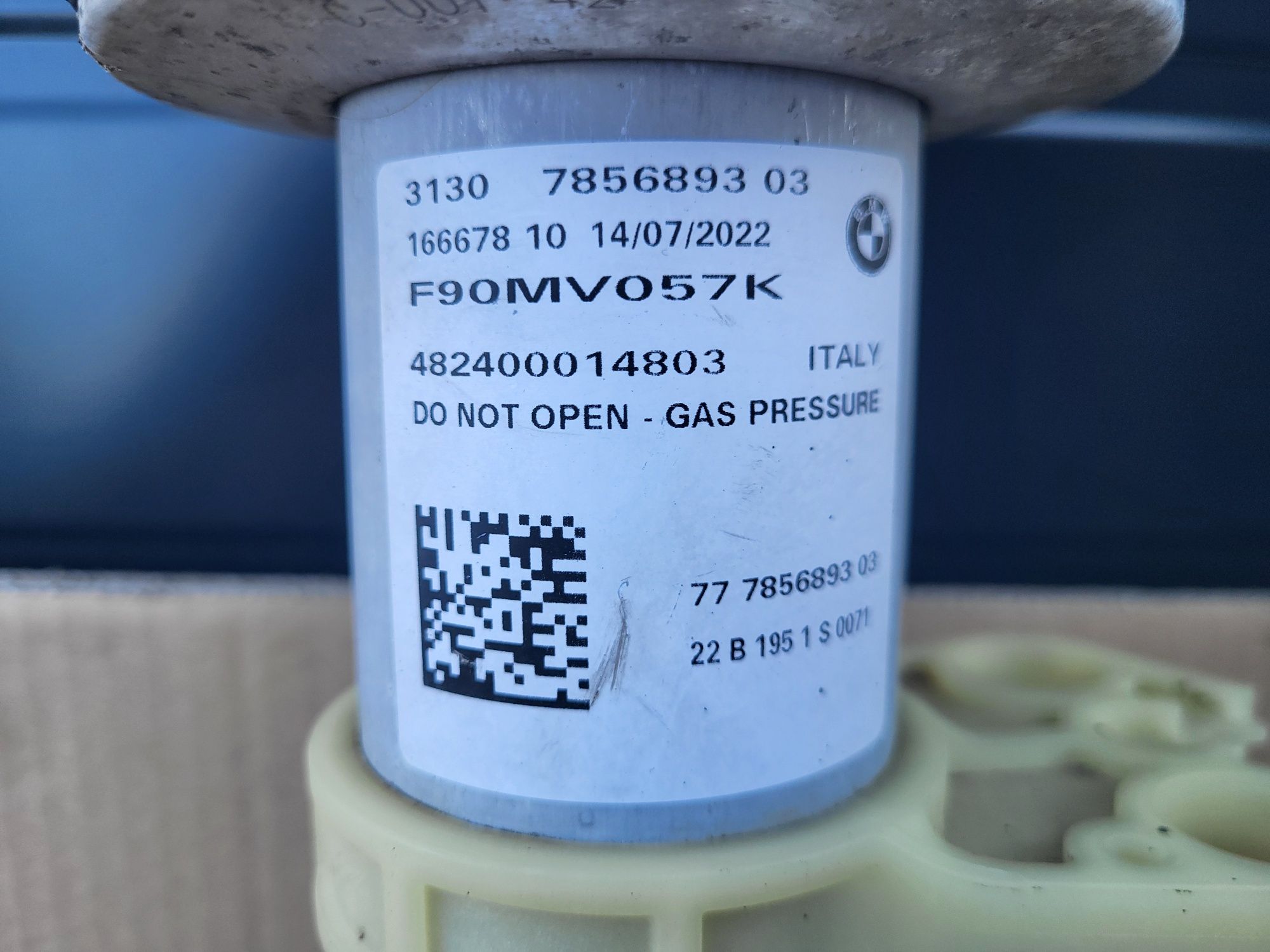 Amortyzator Piasta Wahacze Przód L.P bmw m5 f90 G30 4.4 v8 600km 625km