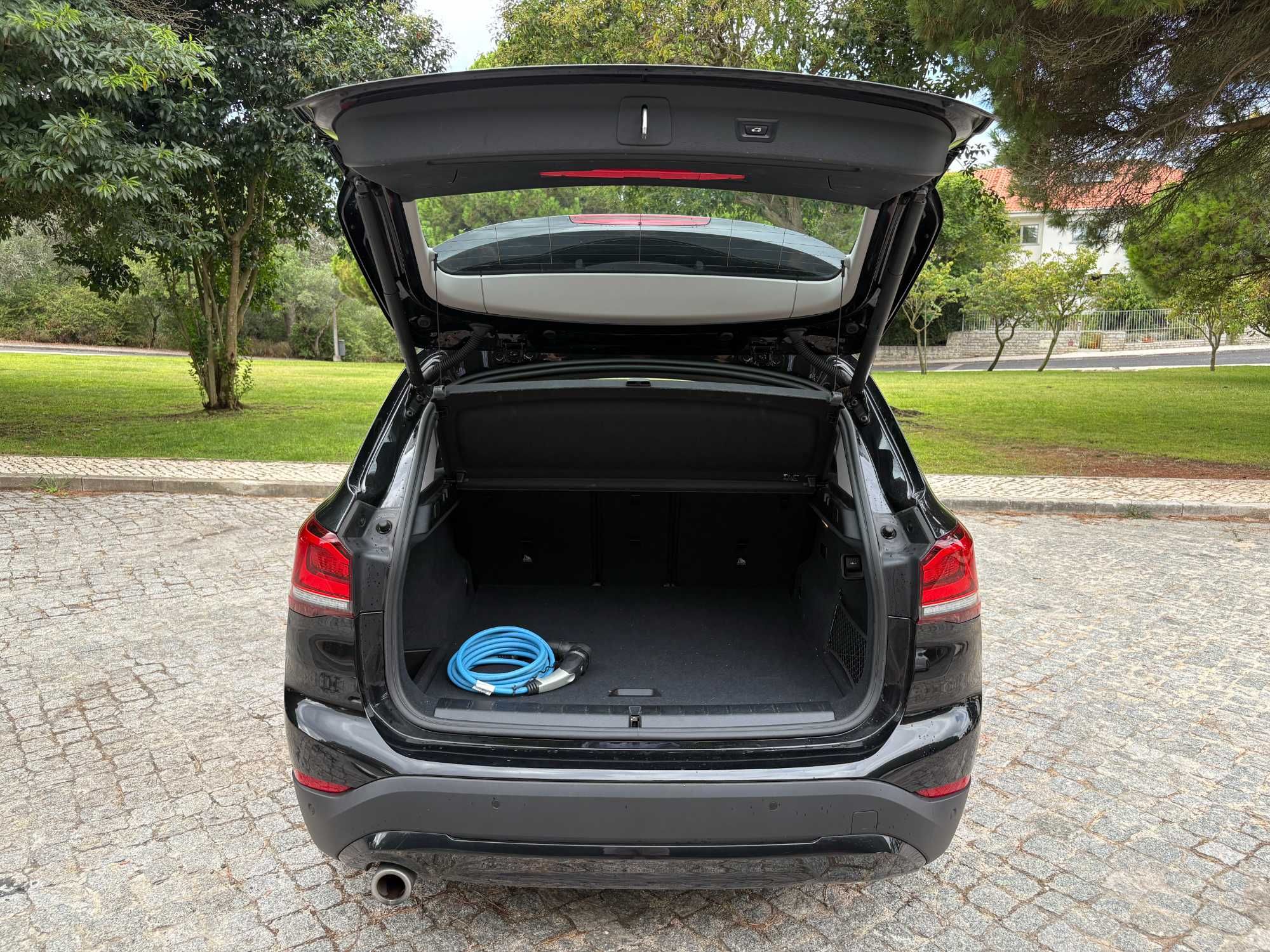 BMW X1 xDrive25e – Plug-in Hybrid Automático