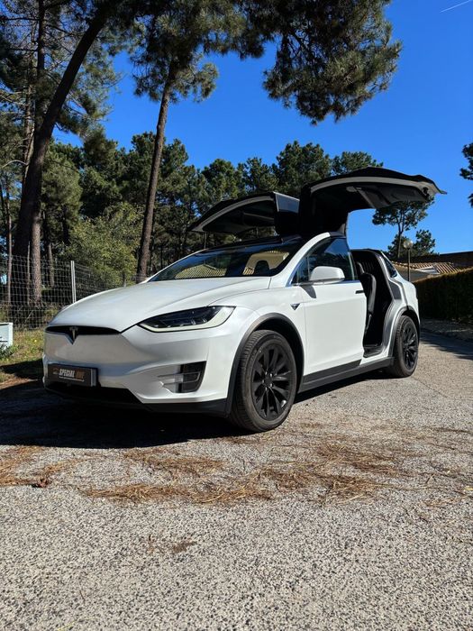Tesla Model X 100D