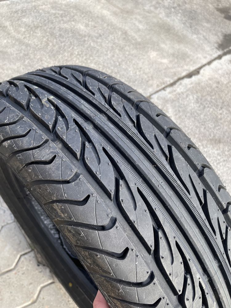 Шина Dunlop SP Sport LM 70Z 205/60R15