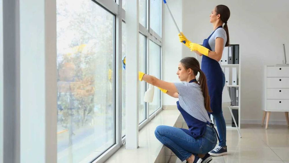 **Profesjonalne Mycie OKIEN przed Świętami – Zabrze**