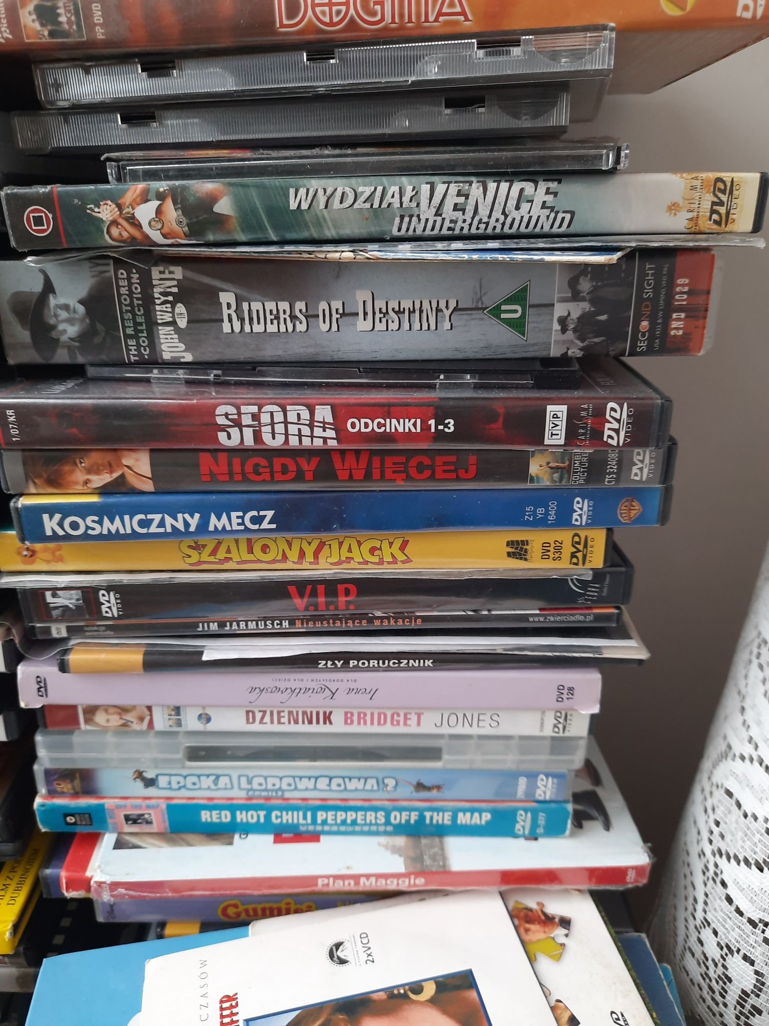 300 szt bajki filmy seriale na dvd