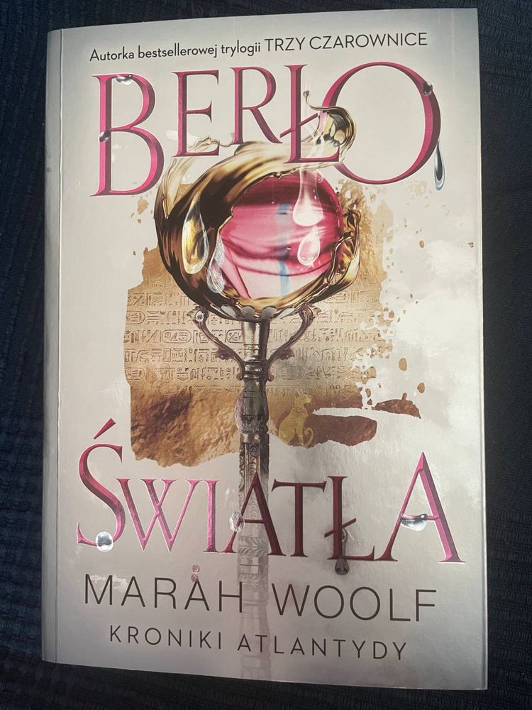 Marah Woolf „Berło światła”