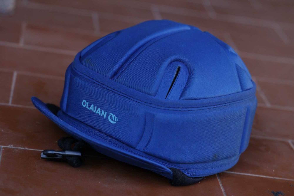 Capacete formato chapeu para desporto aquaticos - novo  - M