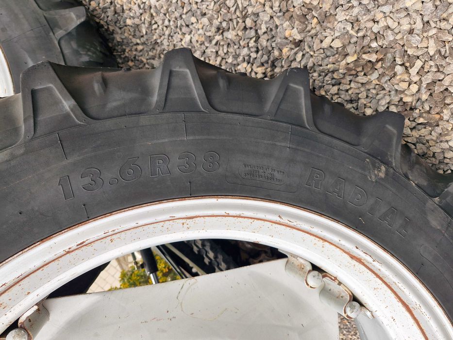 KOŁA WĄSKIE do MIĘDZYRZĘDZI 13.6 r38 tył DEUTZ STEYR 38x12 centr 160mm