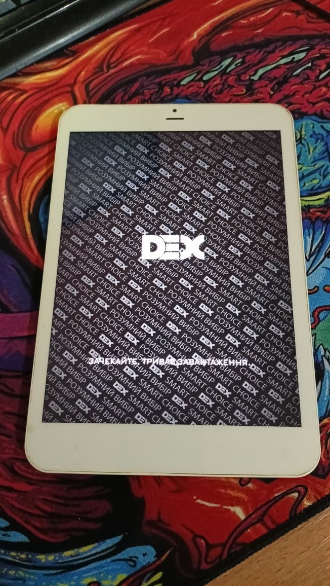 Планшет Dex iP890-3g