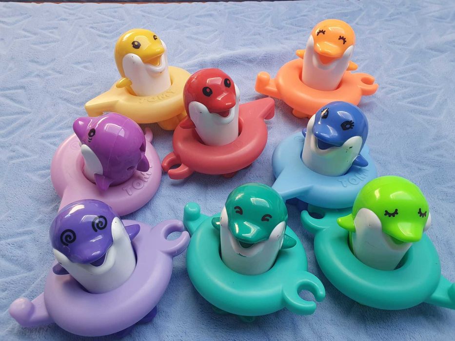 Delfinki Do-re-mi, zabawka do kąpieli