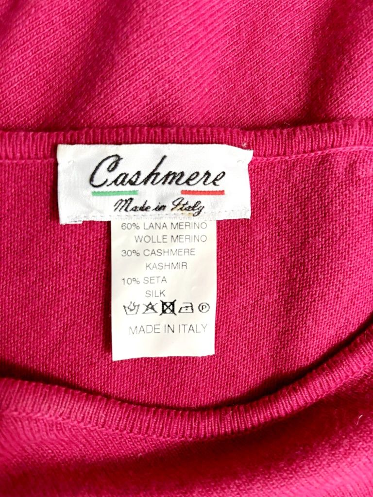 No name ponczo damskie kaszmir merino jedwab
30%Kaszmir 
60%wełna Meri