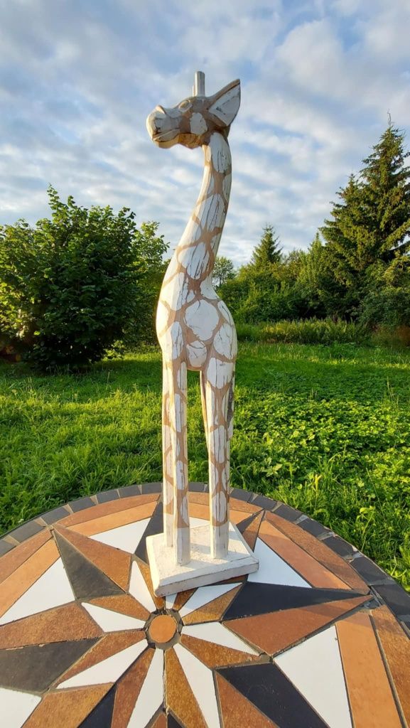 Duża figurka żyrafy z afrykańskiego drewna , piękna ręczna robota