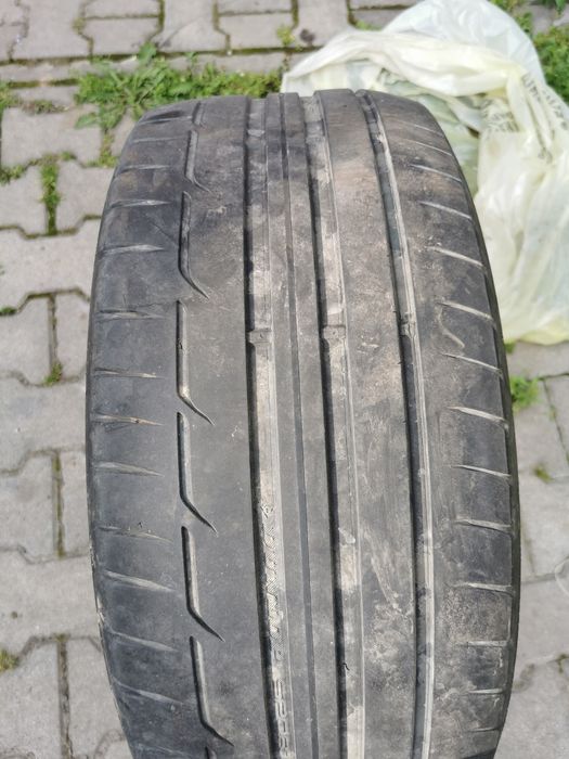 Opony 235/40 R19