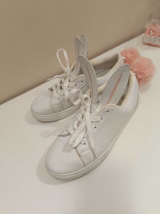 Obuwie sportowe damskie