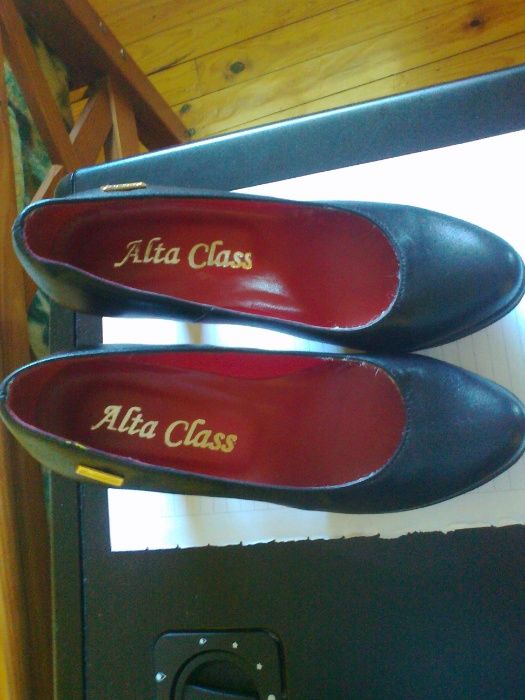 sapatos de senhora ,novos. made in portugal