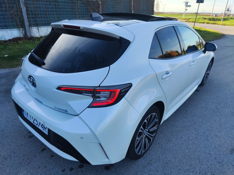 Toyota Corolla e21 Excel Perła - Dach Panoramiczny - Hybryda