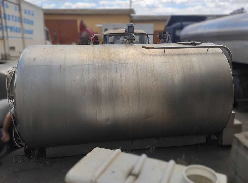 Охолоджувач молока танк 6300л. DRU 63, охладитель молока