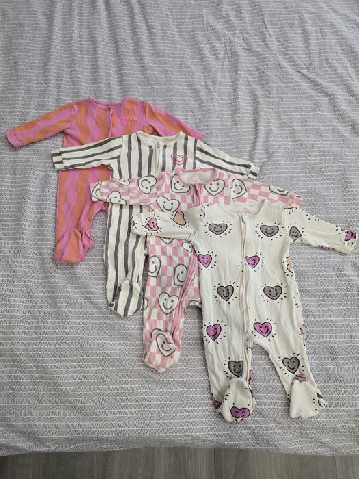 Next 6-9 ромпери на замочку для дівчинки набір 4 шт