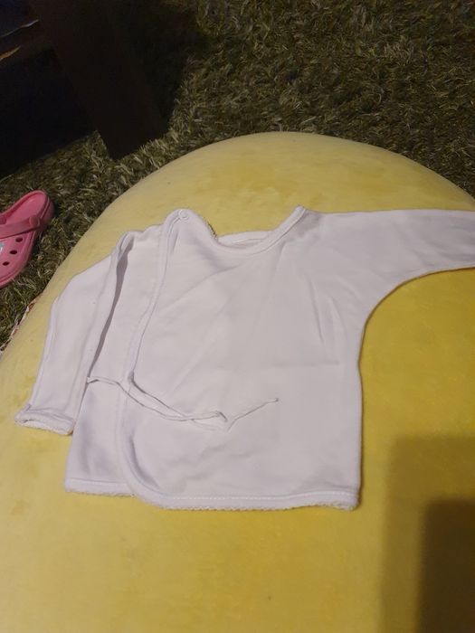 Kaftanik biały kopertowy