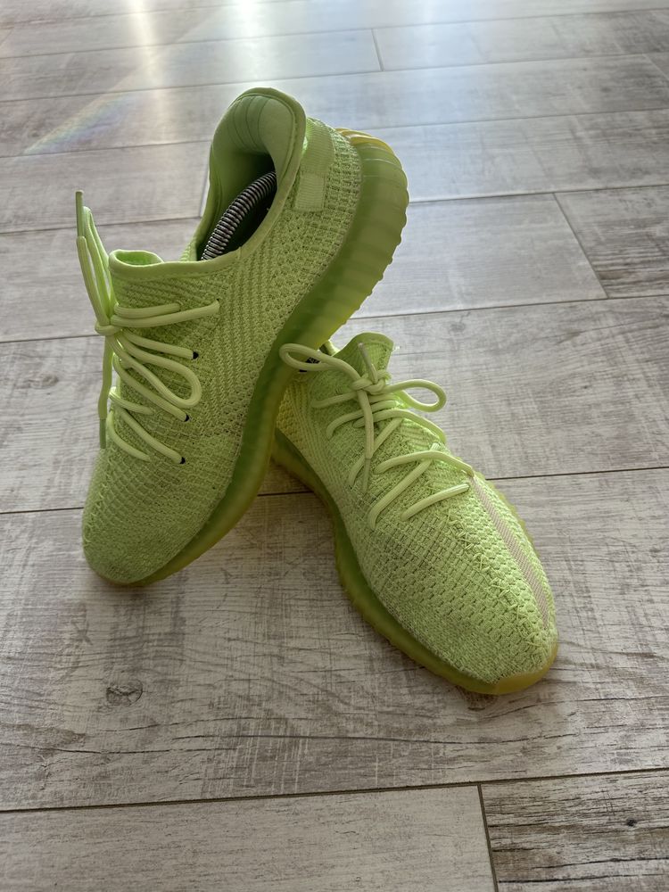 Кроссовки Adidas Yeezy Boost 350 (EUR 46)