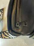 Nerka czarna zebra Steve Madden