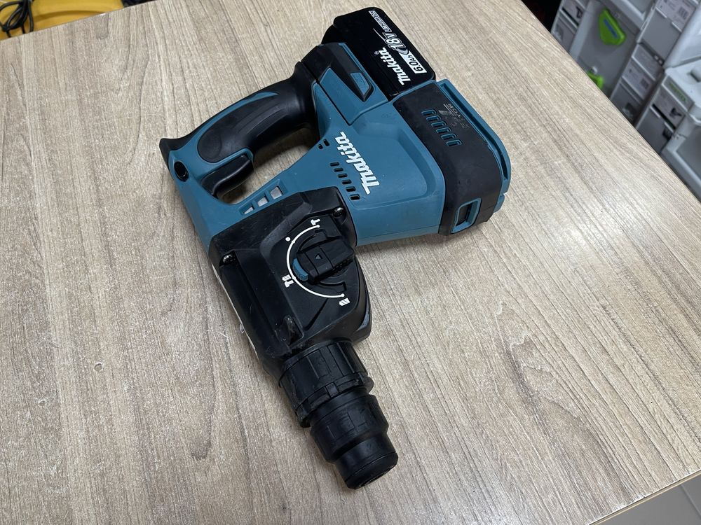 Makita DHR243 + BL1850 / безщітковий перфоратор Макіта