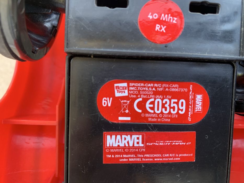 Carro telecomandado Spiderman Marvel