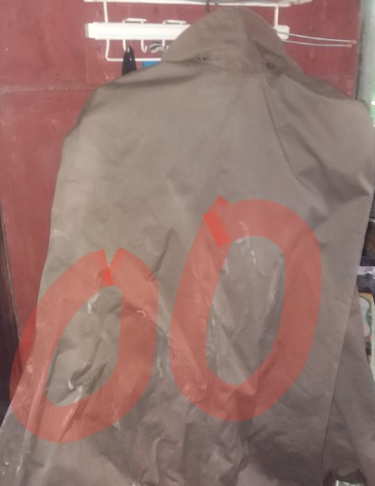 Предлагается плащпалатка советская