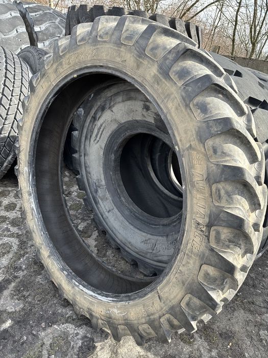 Opona 12.4r46 300/95r46 Alliance A-350