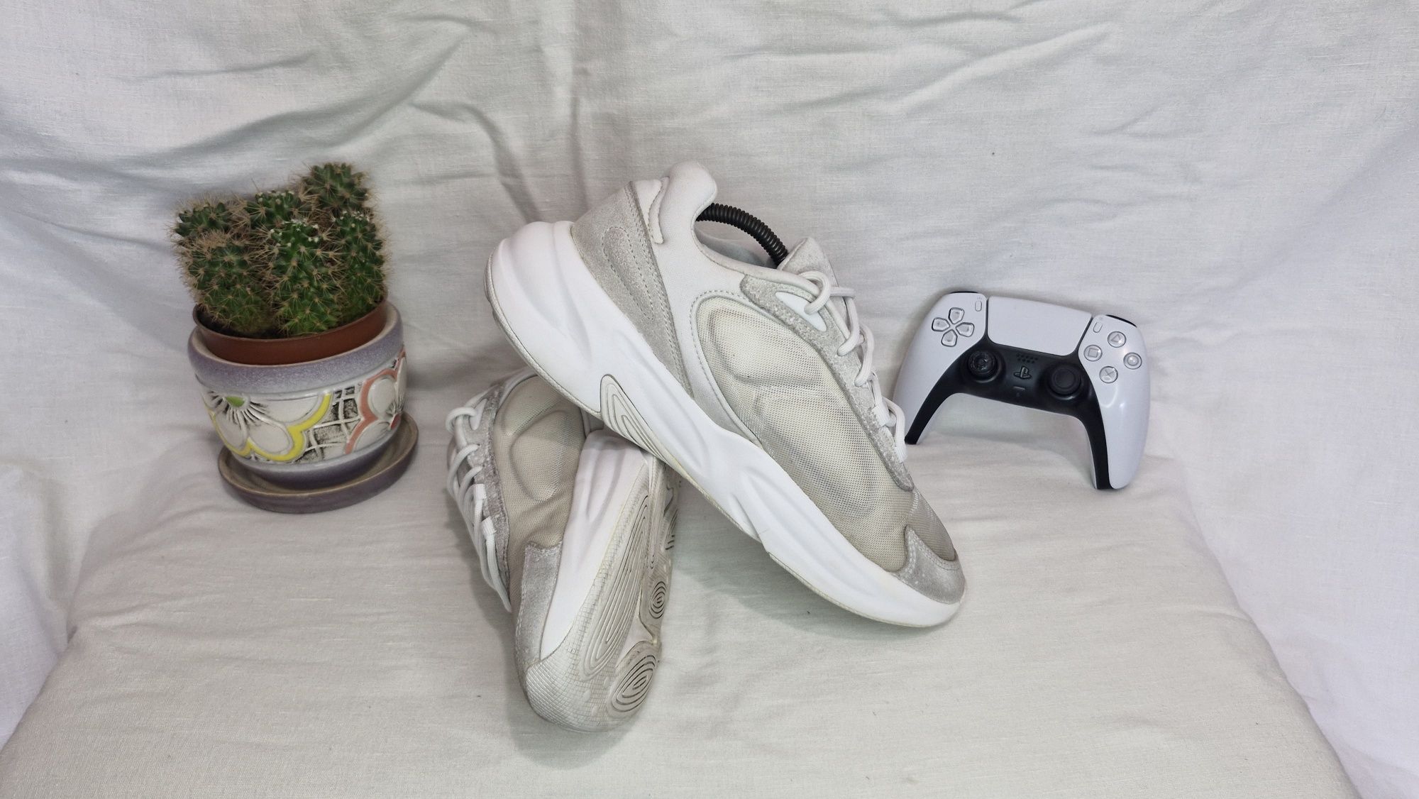 Кросівки Adidas Ozelle.Розмір 42