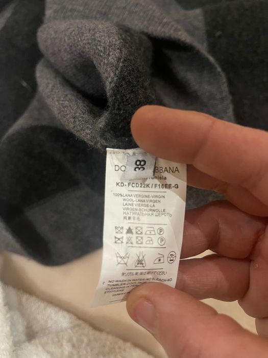 Оригинал. Продам  теплое фирменное платье Dolce Gabbana