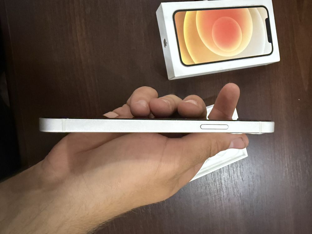 Продам apple 12
