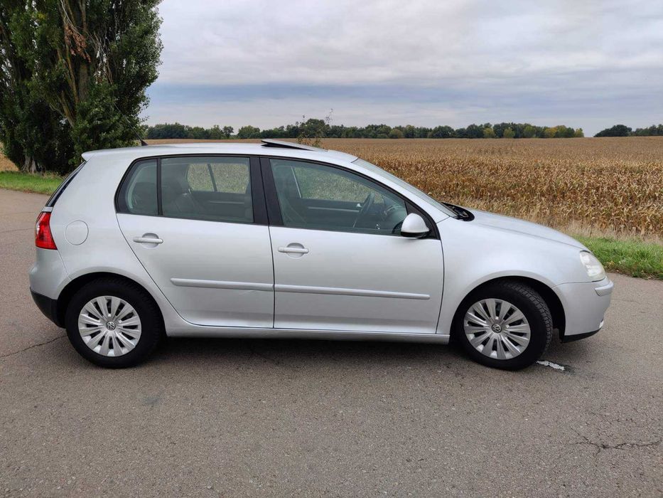 Volkswagen golf 1.6 MPI