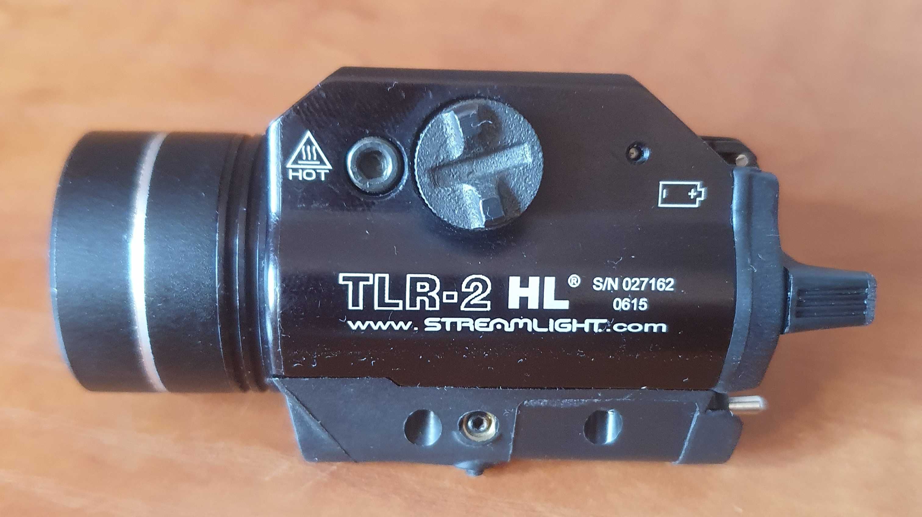 Latarka TLR-2 HL - używana, w pełni sprawna, w bardzo dobrym stanie