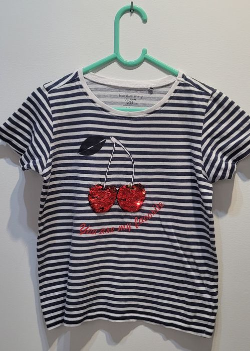 Koszulka wisienki cekinowe 128