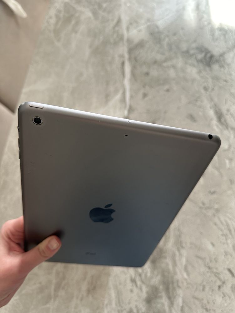 Планшет айпад Apple iPad (2021) Wi-Fi, 64 ГБ (Space Gray)