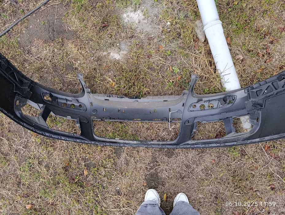 Бампер на Фольксваген Джетта