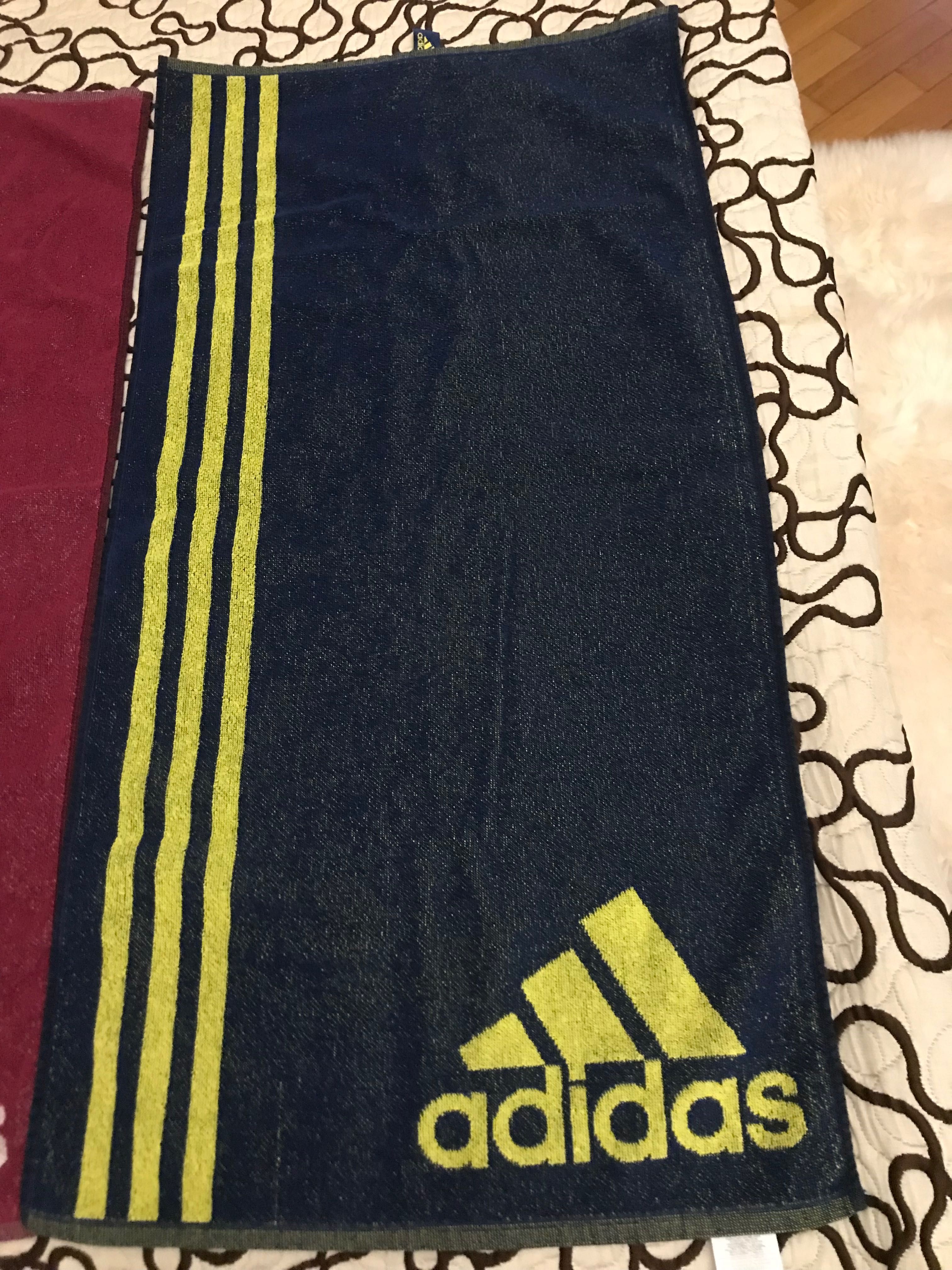 Продам шикарний,новий,оригінальний рушник/рушники Adidas;ОРИГІНАЛ!