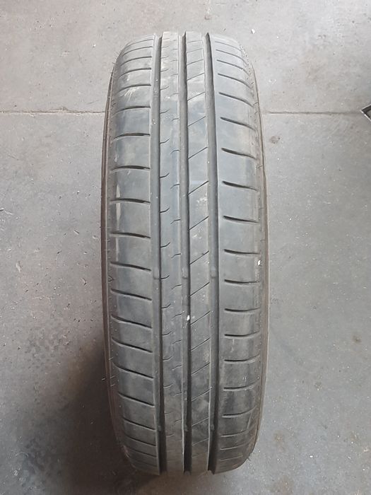 Opona 175/65R14 82T Falken Sincera SN110