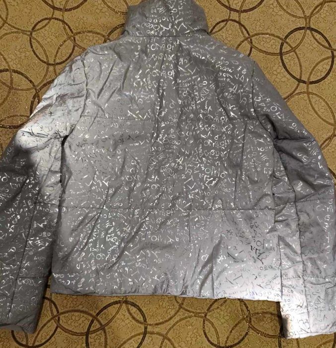 Куртка для дівчинки р.146 світловідбиваюча