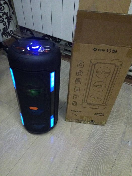 Продається блю-туз колонка.