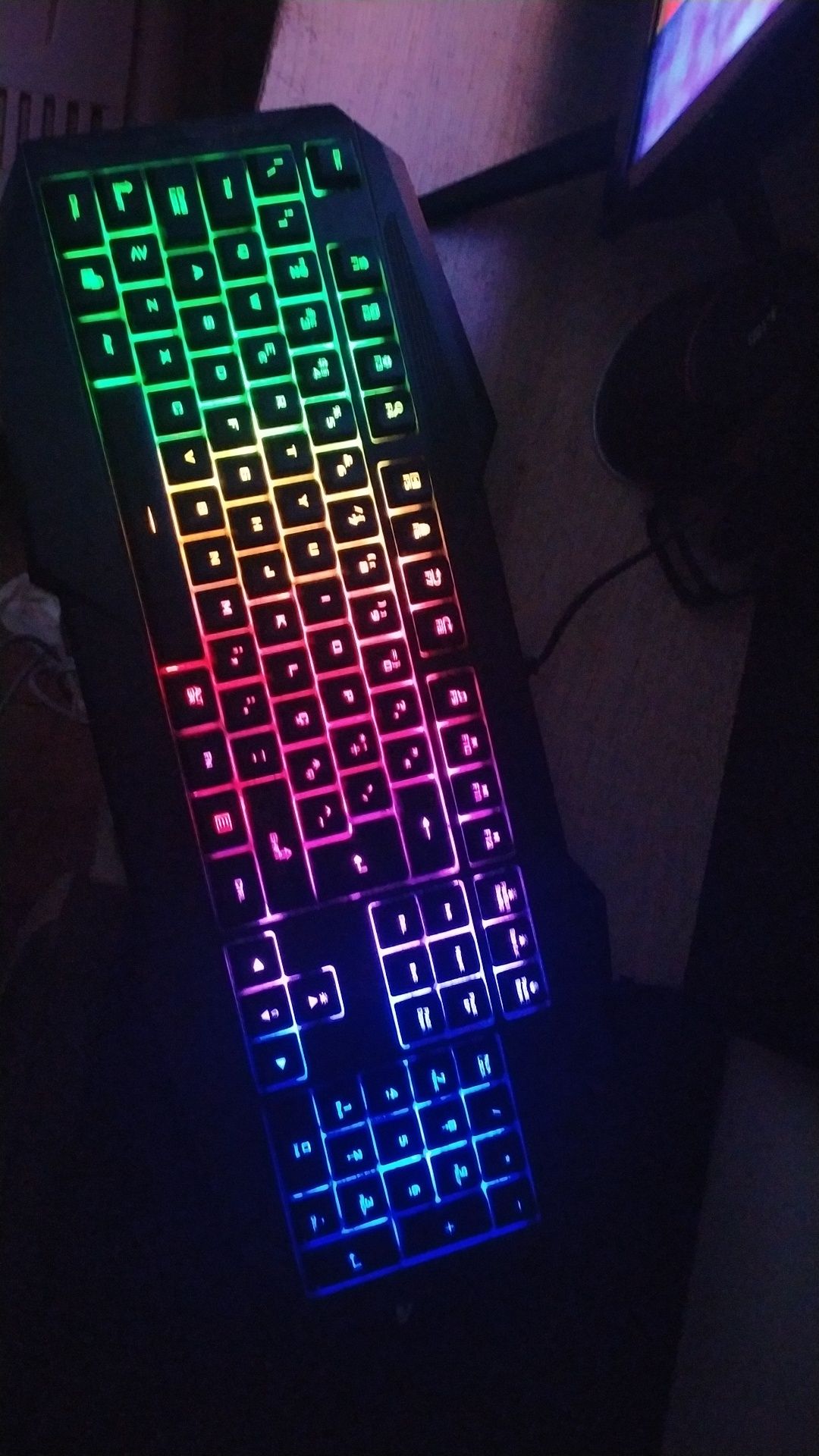 teclado gamer de membrana gtx