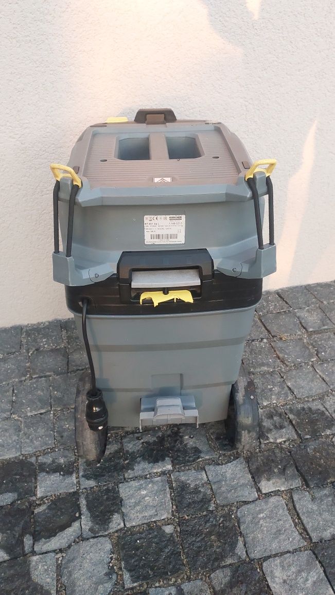 Господарський пилосос Karcher NT 30/1 Ap L