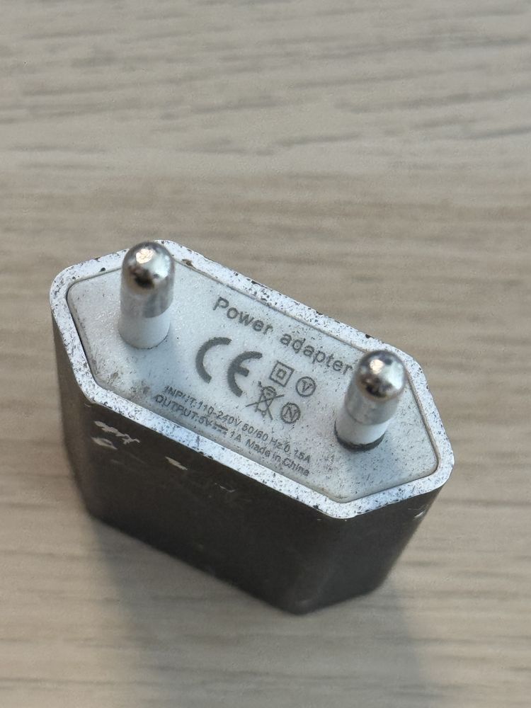 Ładowarka (7,5V, 1A)