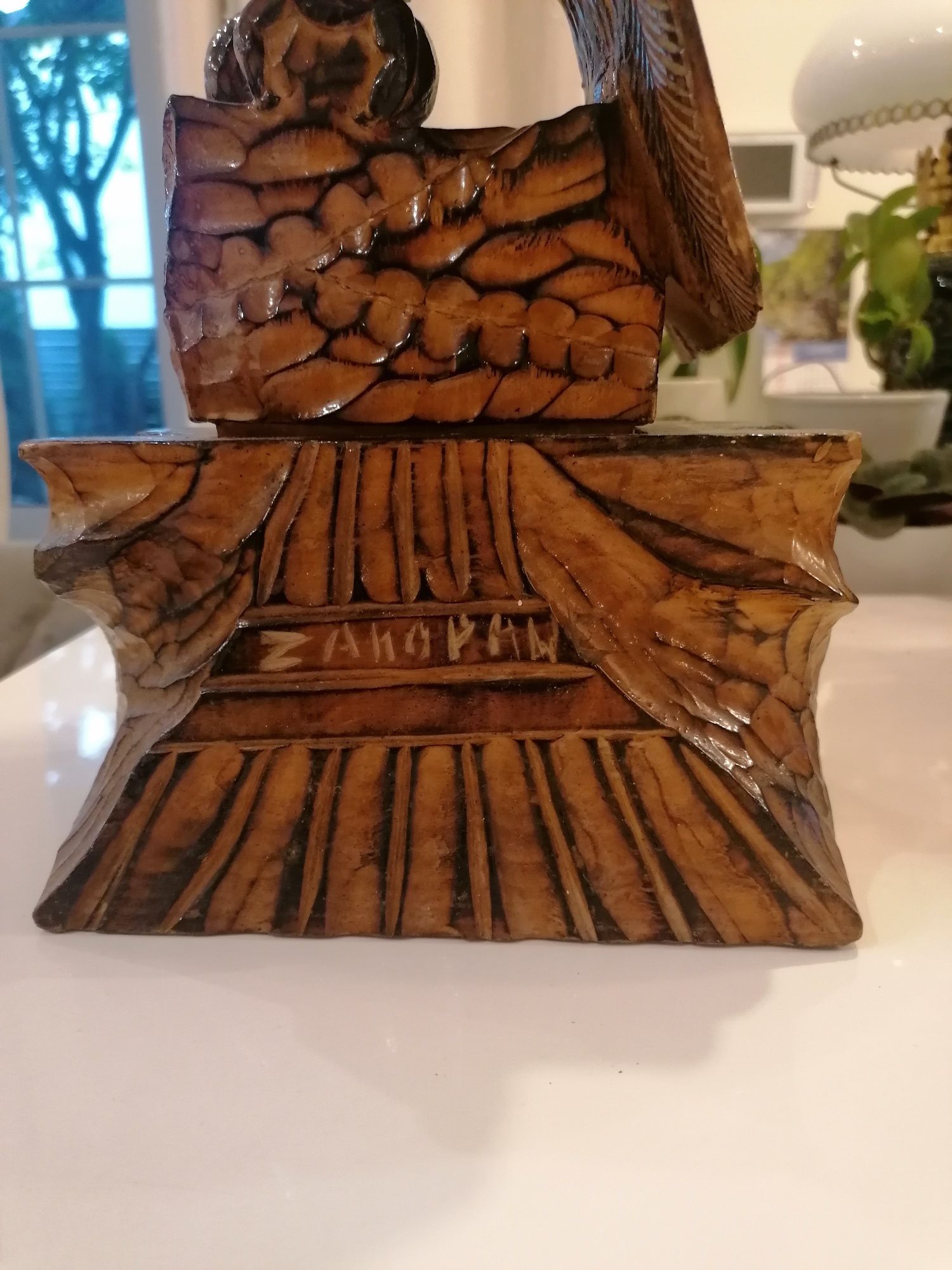 Orzeł rzeźba w drewnie