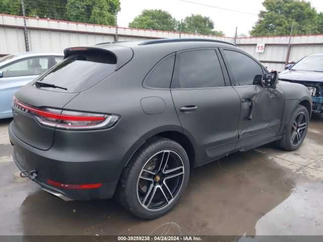 Porsche Macan 2021