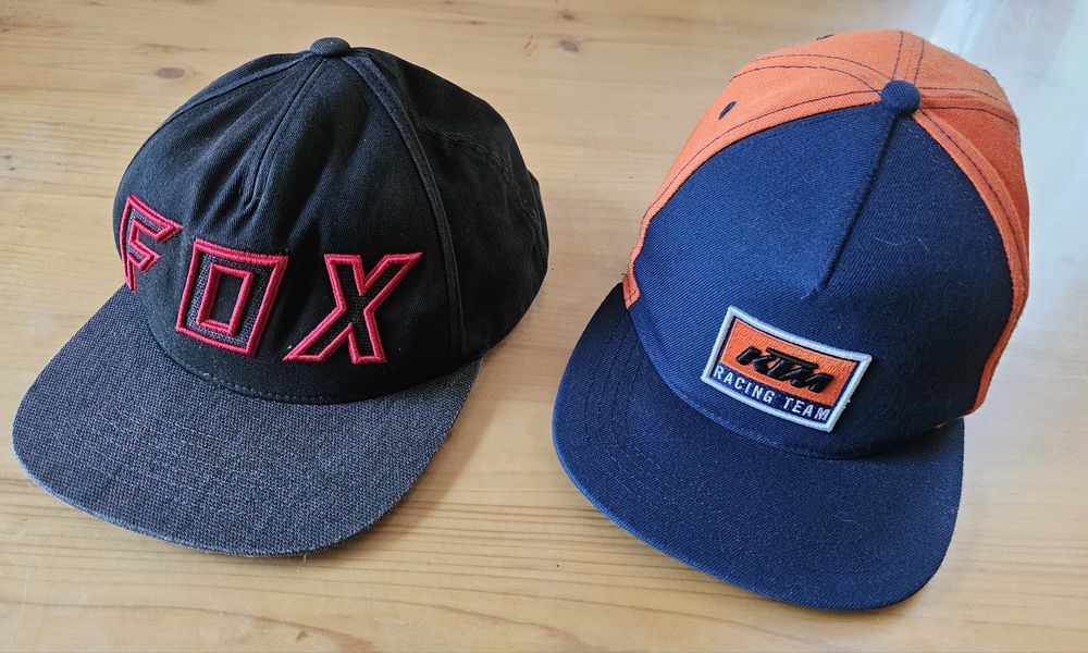 Бейсболка  Mercedes Benz, FOX, MAMMUT, КТМ, HARLEY DAVIDSON.