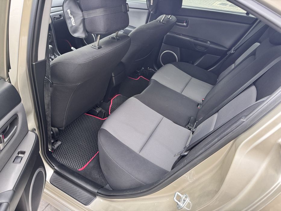 Mazda 3 2.0 бензин 2008 рік