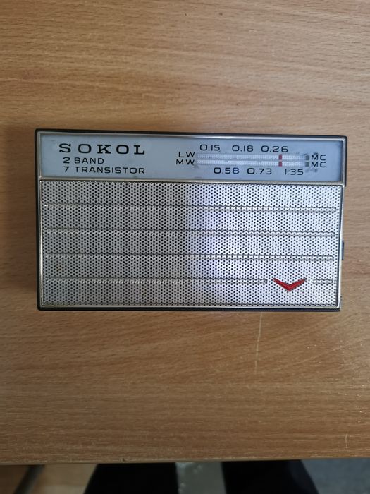 Радиоприемник SOKOL 1966 года